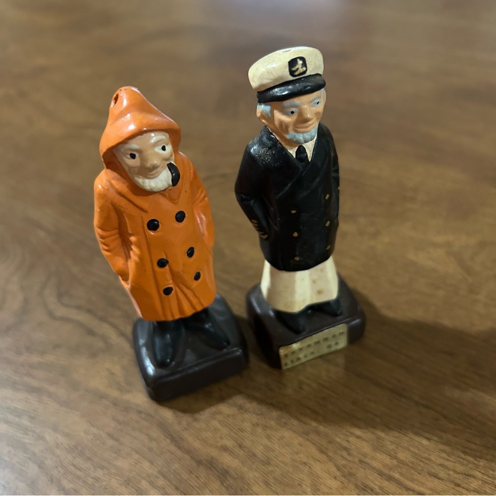Vintage salt & pepper shakers